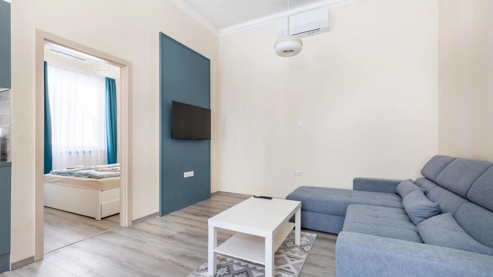 R62B Rottenbiller Apartment Budapest Hungary