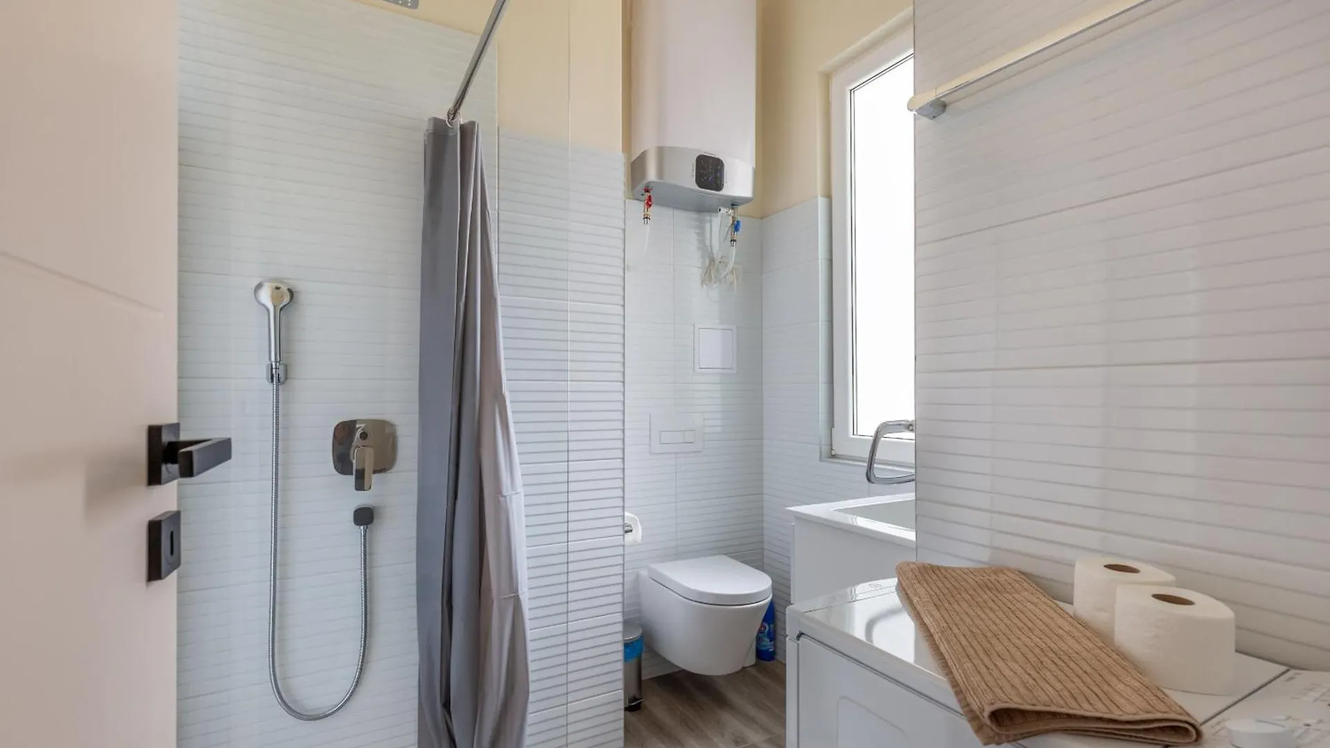 R62B Rottenbiller Apartment Budapest Hungary